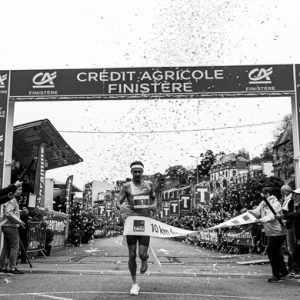 1er arrivé noir et blanc