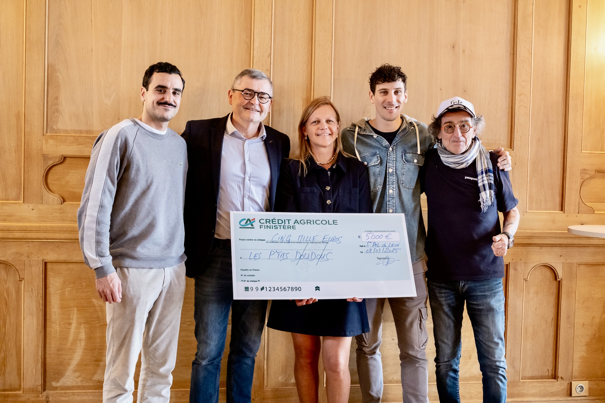 Don à l'association les petits Doudous